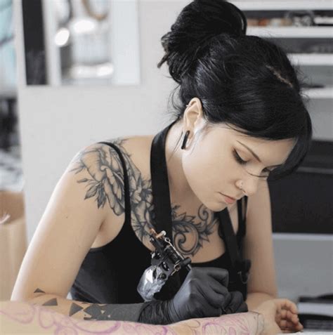 Unleashing the Artistic Talents of Female Tattoo Artists - Meet the Women Raising the Bar in the Tattoo Industry